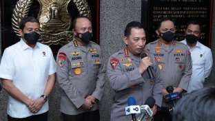Kapolri Jenderal Listyo menyebut oknum polisi yang diduga mencuri CCTV rumah Ferdy Sambo sudah ditahan (foto/int)